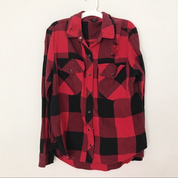 Forever 21 Tops - 🚨4/$20🚨 NWOT distressed flannel